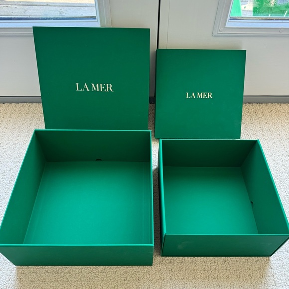 La Mer Gift Box + Mirror + Scarf - Picture 6 of 6